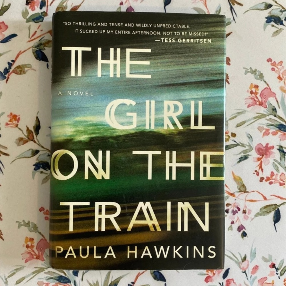 The Girl on The Train Hardcover